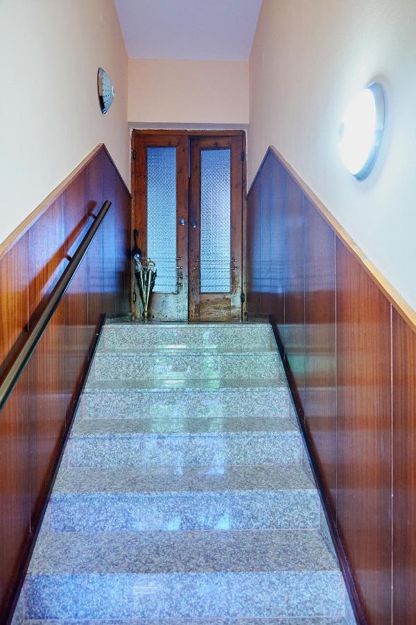Apartment Dora Pomorie Exterior photo