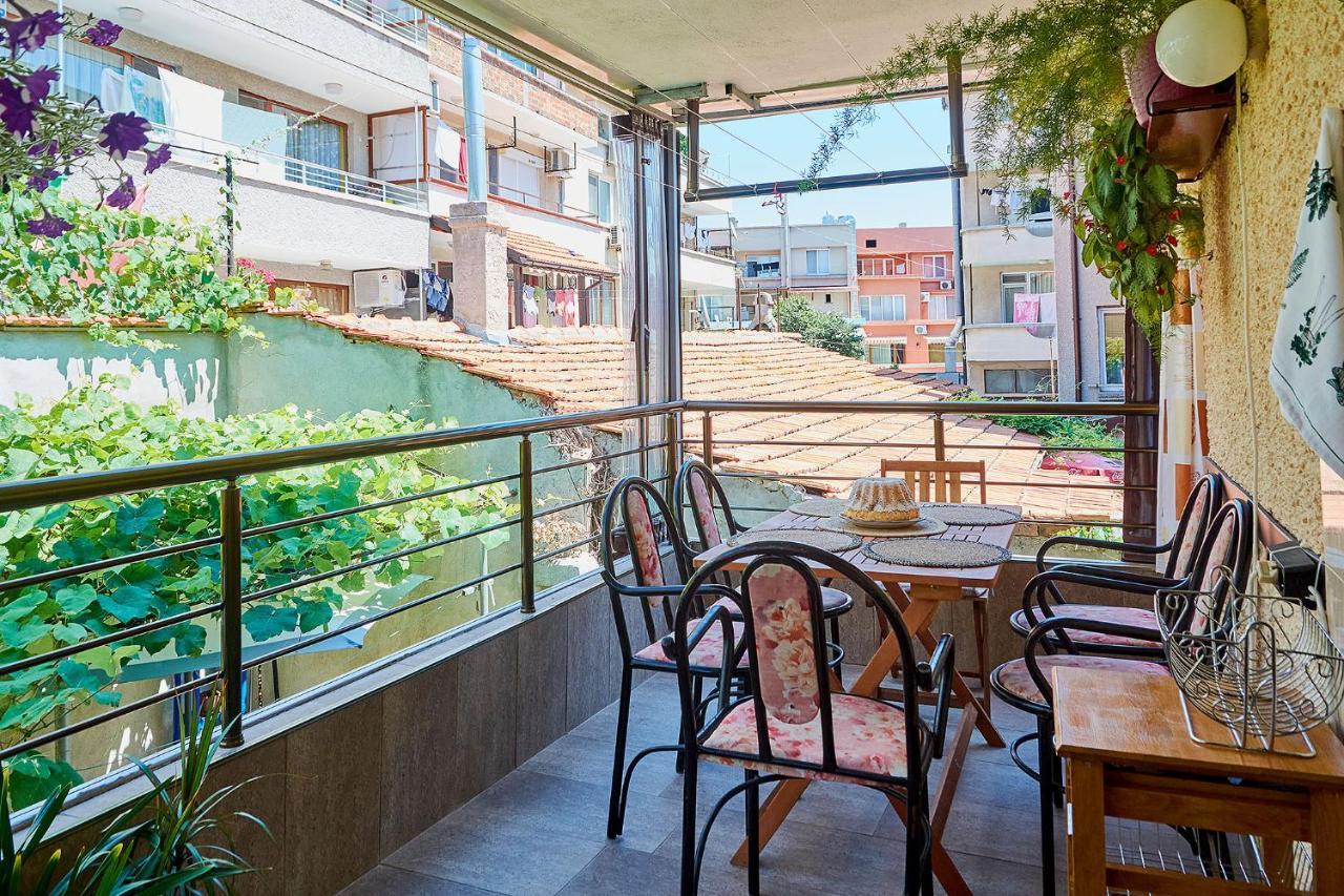Apartment Dora Pomorie Exterior photo