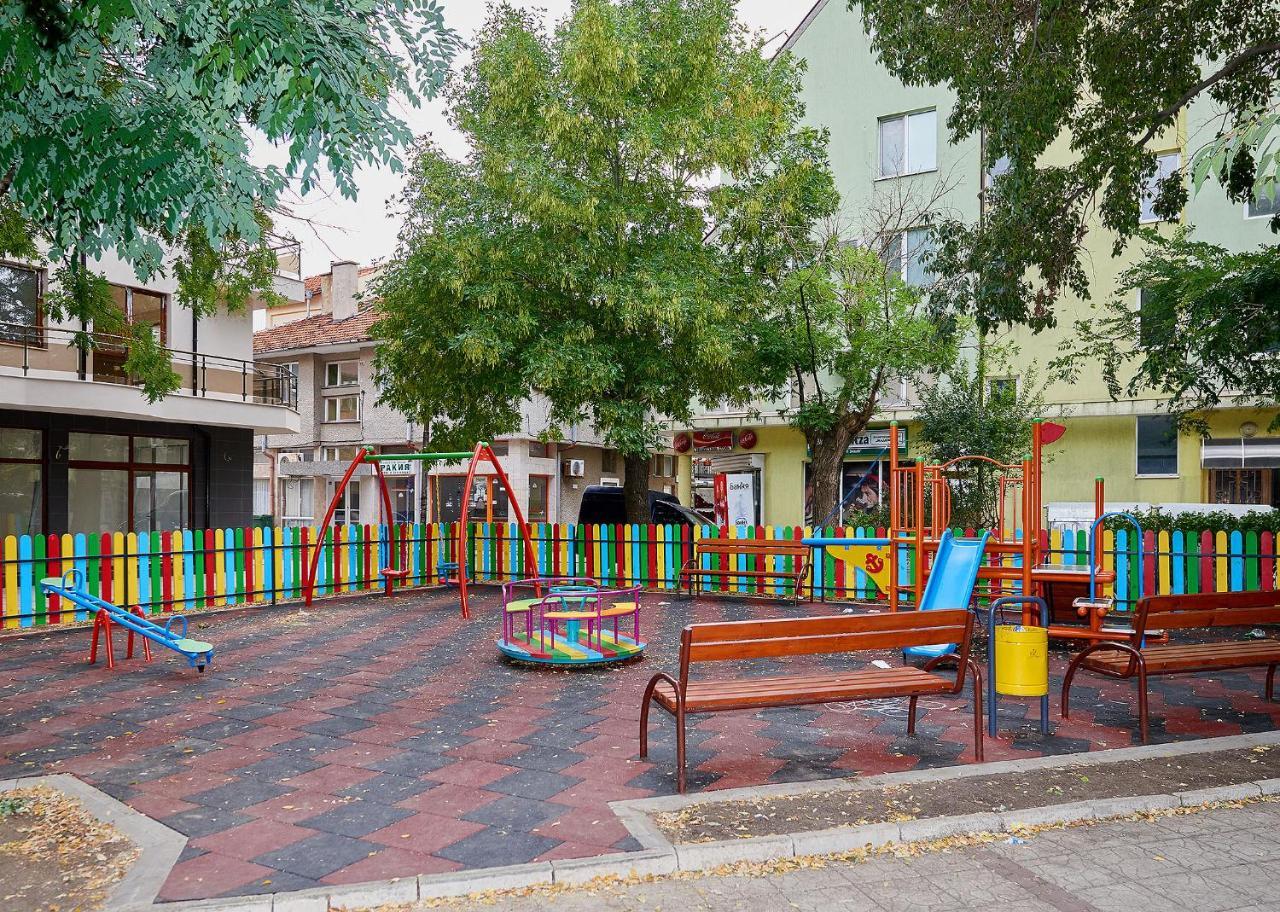 Apartment Dora Pomorie Exterior photo
